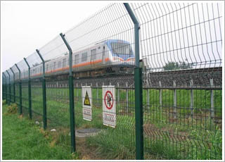 鐵路護(hù)欄網(wǎng) 鐵路護(hù)欄網(wǎng)